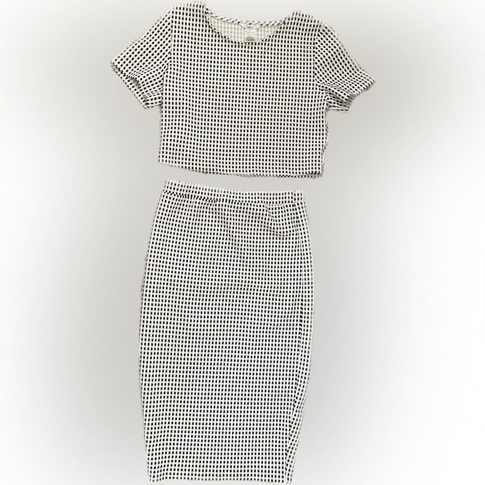 Bar III cropped top & midi skirt matching set